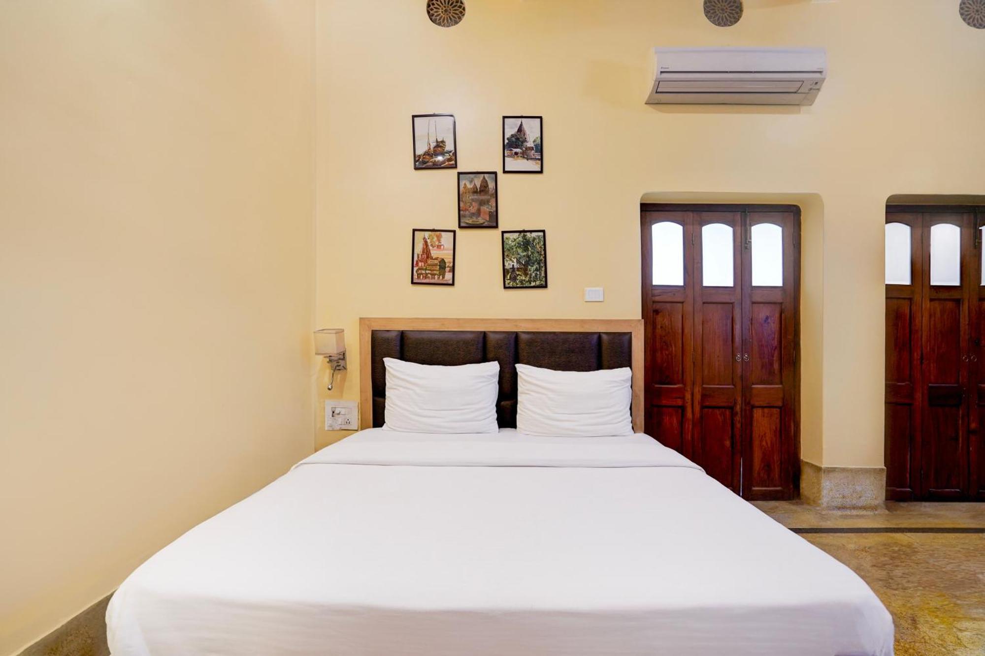 Palette Heritage Scindia Ghat Varanasi Ngoại thất bức ảnh